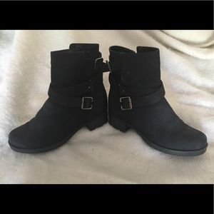 Black Chunky Boot